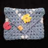 Pochette pour livre de poche.