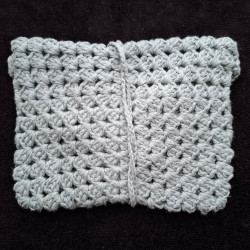 Pochette pour livre de poche, couleur vert d'eau.