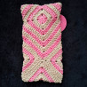Étui de lunettes en fil coton, crocheté en Alsace.