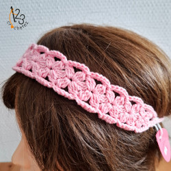 Bandeau rose pour cheveux, fait au crochet en Alsace, avec du fil coton.