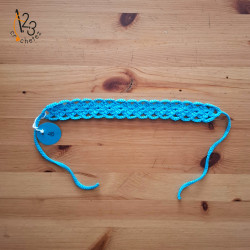 Bandeau pour cheveux, de couleur turquoise - Fait main au crochet.