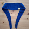 L'écharpe "scarf" au crochet, un modèle à avoir dans sa garde-robe.