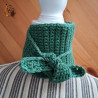 L'écharpe "scarf, l'accessoire artisanal de toutes les garde-robes.
